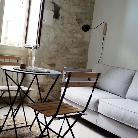 Quiet Nest With Terrace In The Center Apartment Avignon